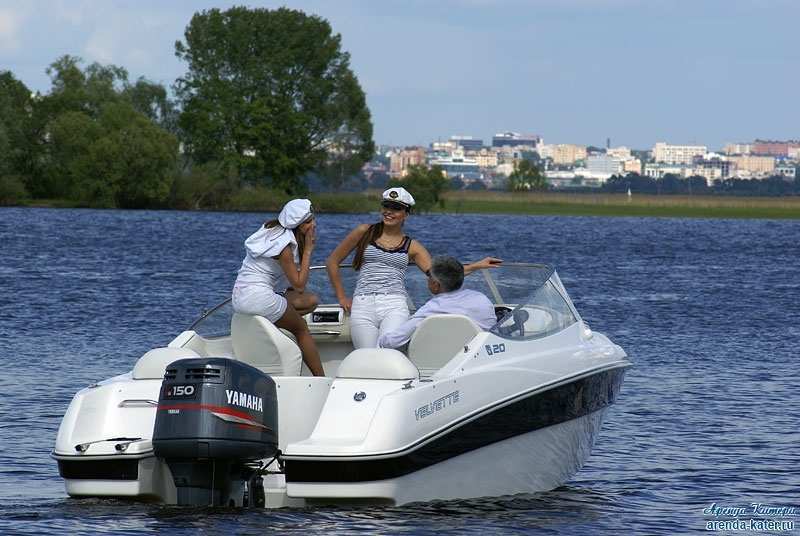Прокат катера VELVETTE 20 в Серпухове Серпухов